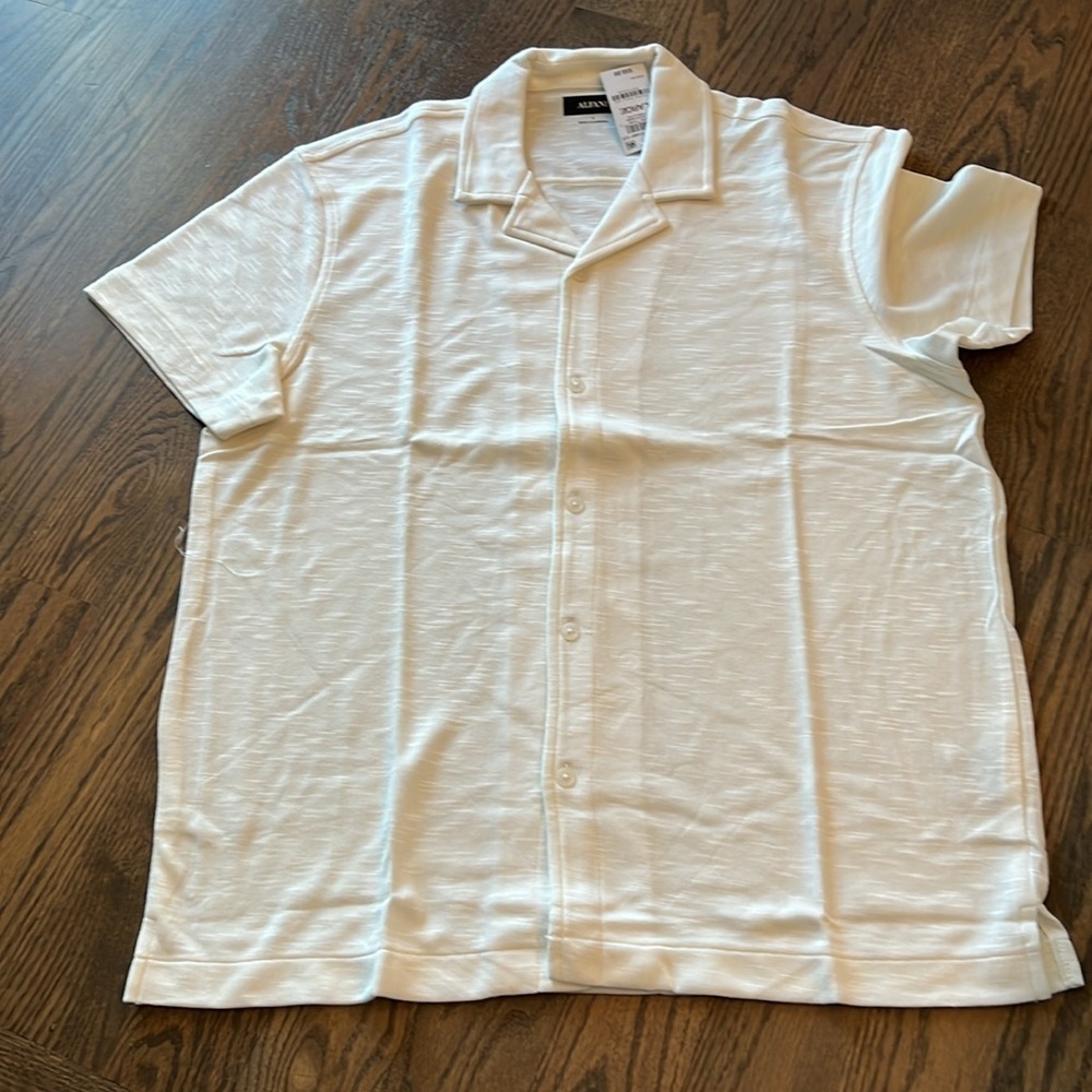 NWT mens Alfani retro style button up textured shirt size large vanilla color